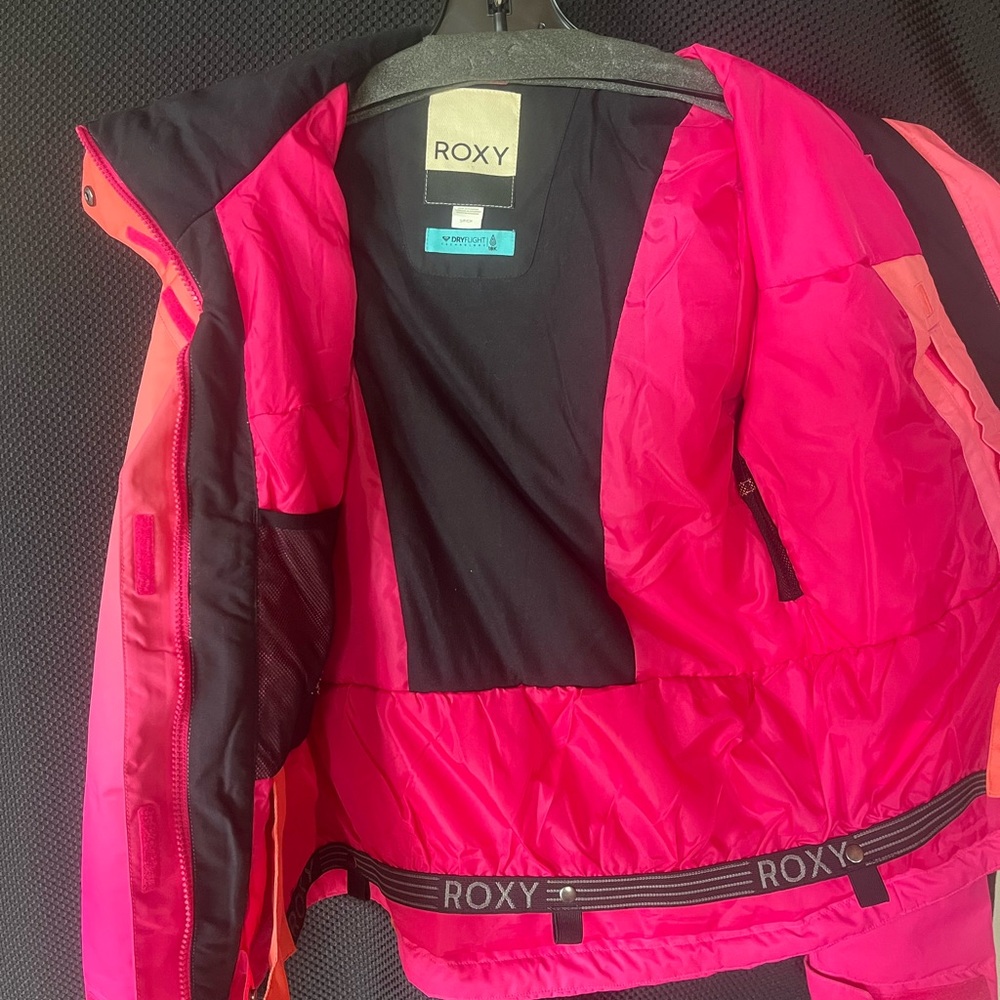 Roxy Vibrant Pink Gradient Ski Jacket - image 5